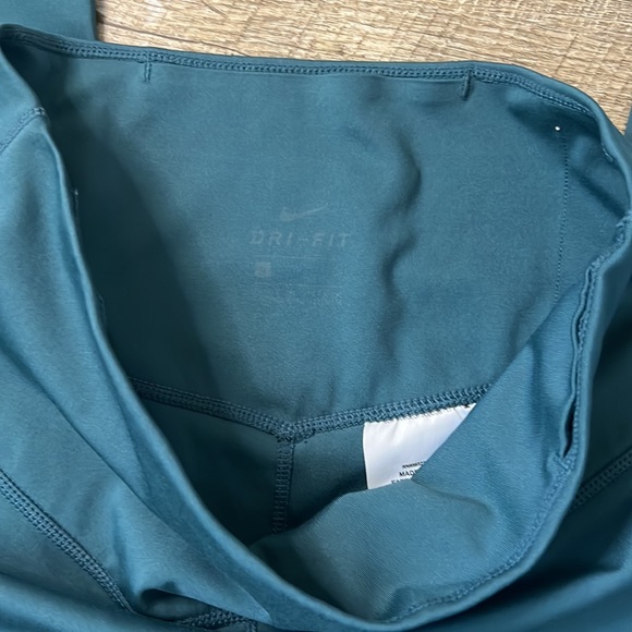 Nike Dri-Fit Blue Leggings Size Small - Picture 2 of 3
